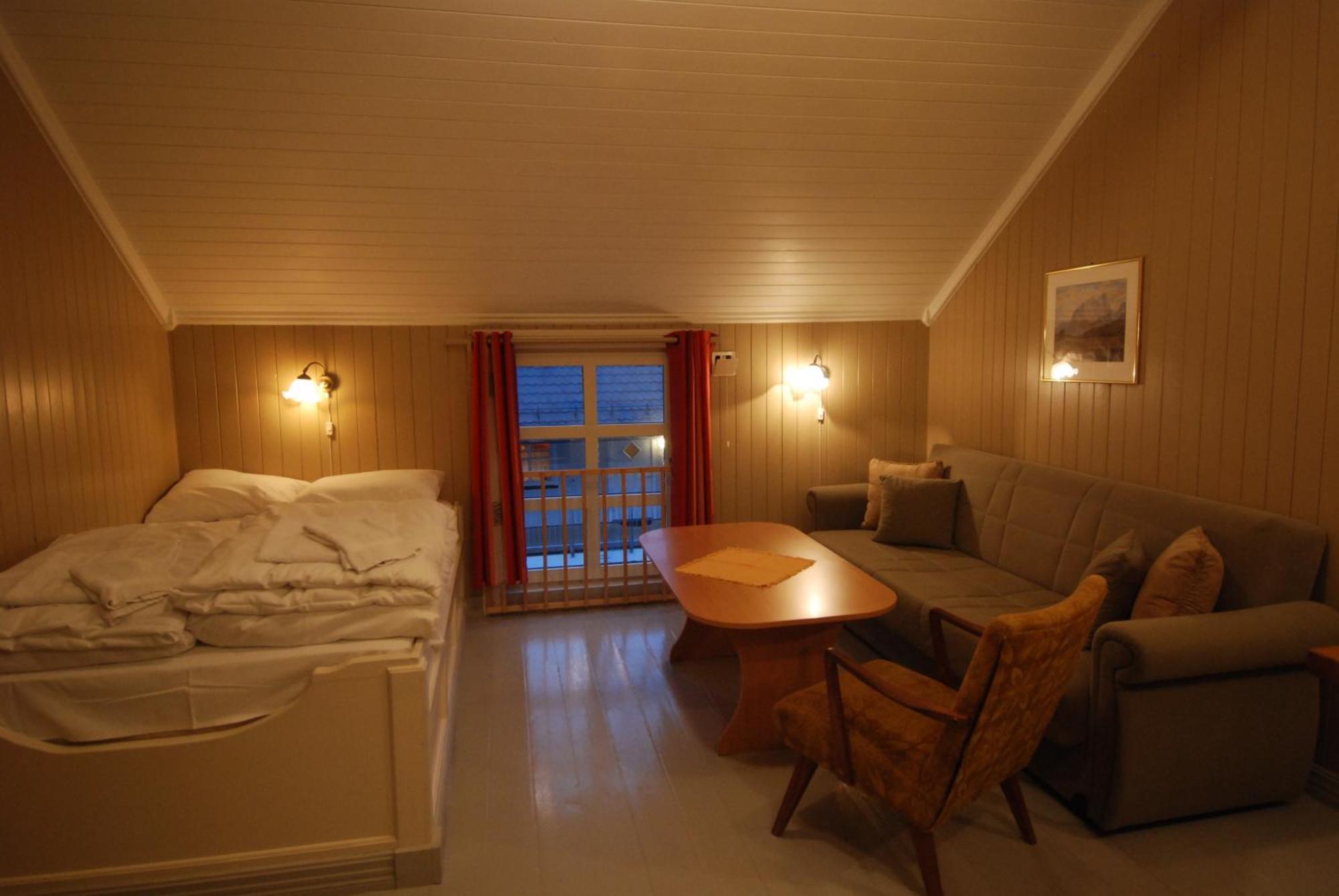 Tyskhella Rorbuer Apartment Kabelvåg Exterior photo