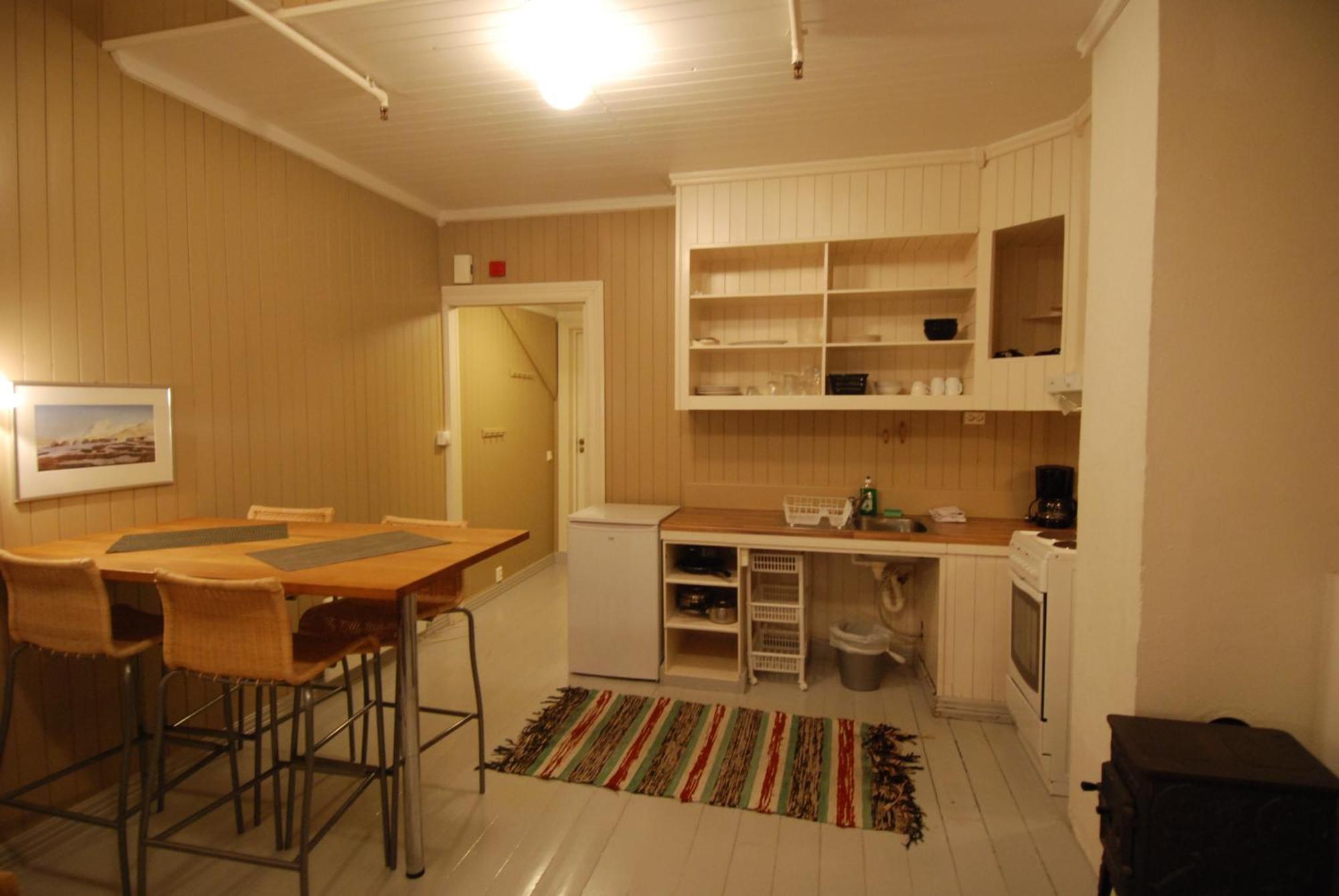 Tyskhella Rorbuer Apartment Kabelvåg Exterior photo