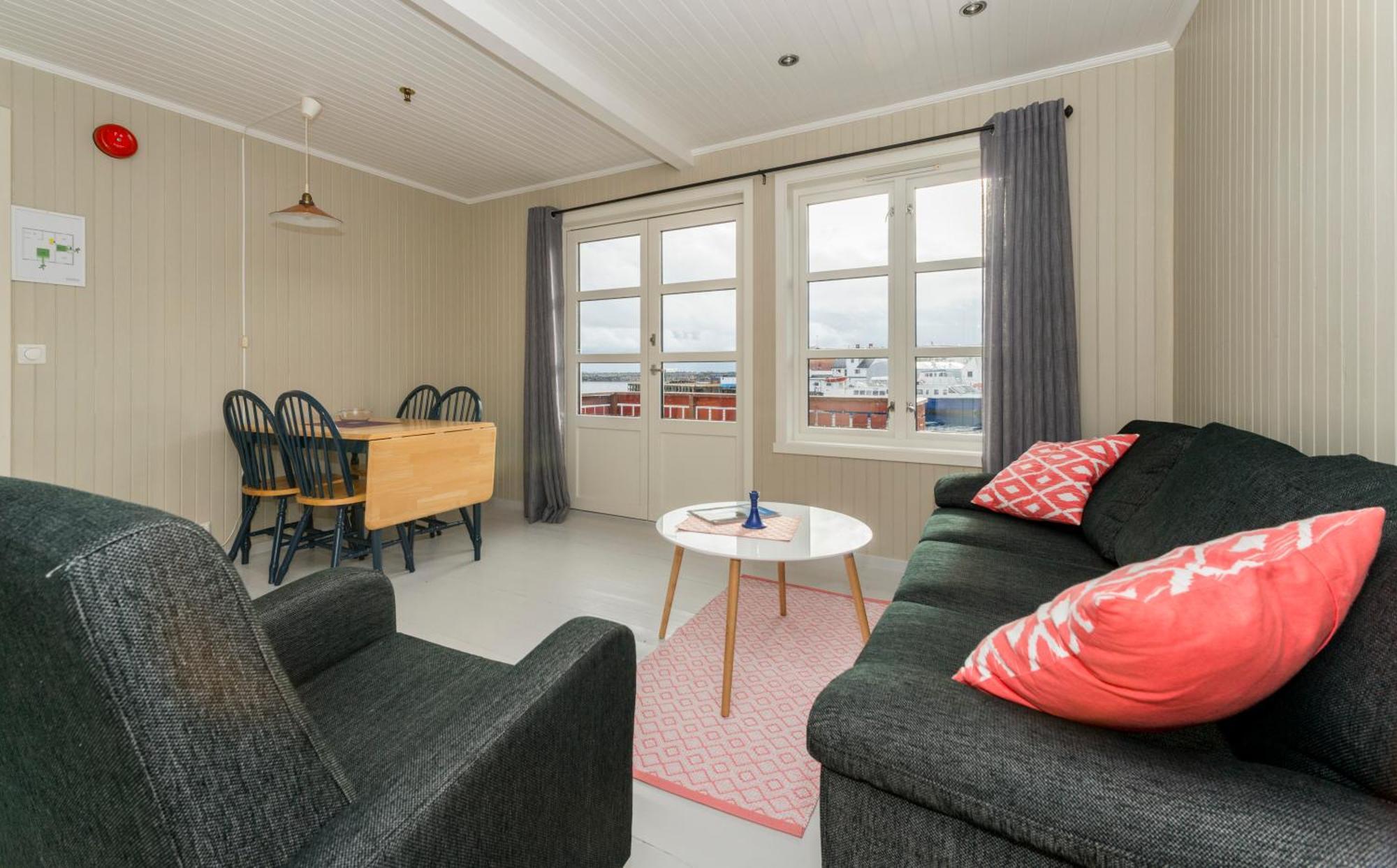 Tyskhella Rorbuer Apartment Kabelvåg Exterior photo
