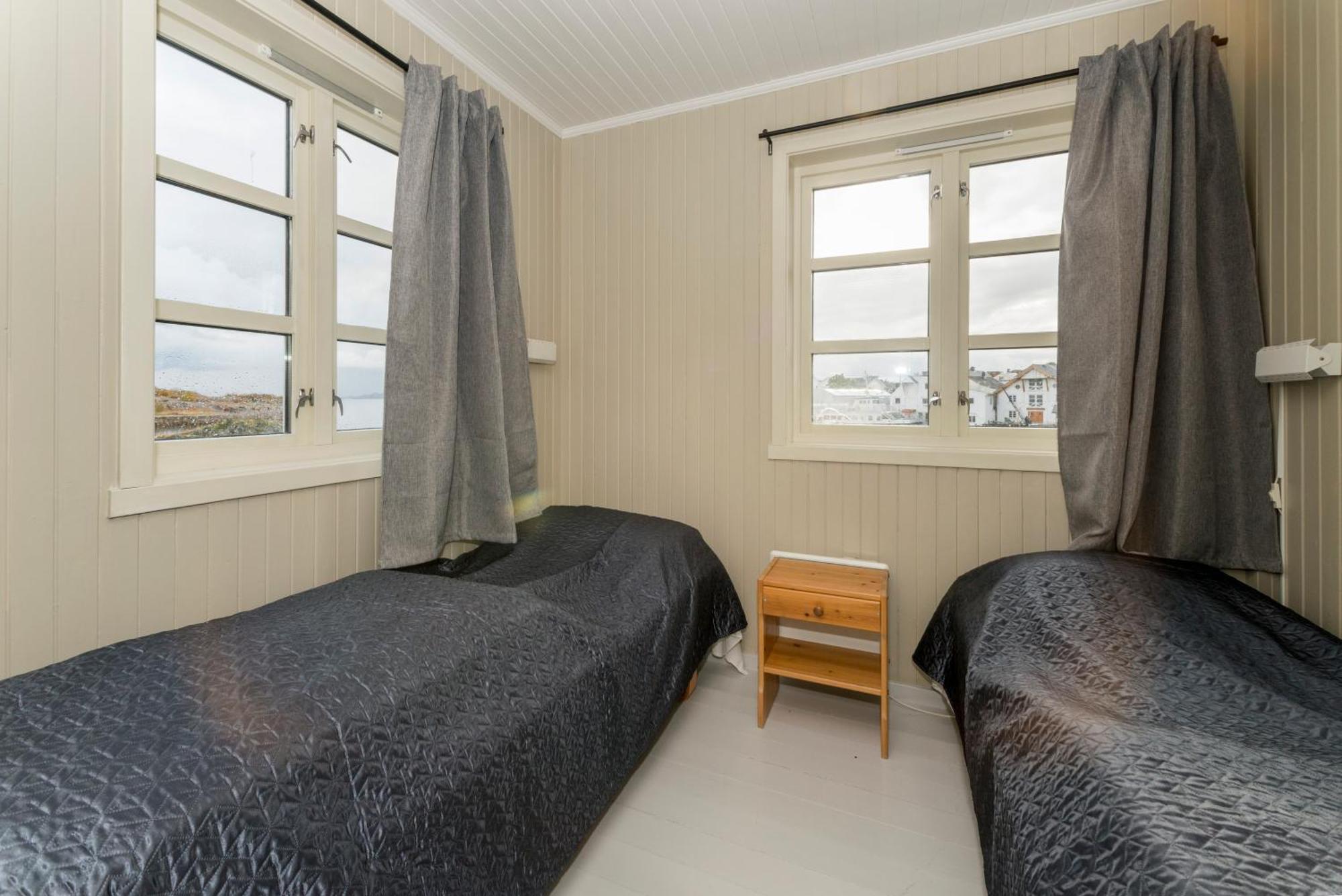 Tyskhella Rorbuer Apartment Kabelvåg Exterior photo
